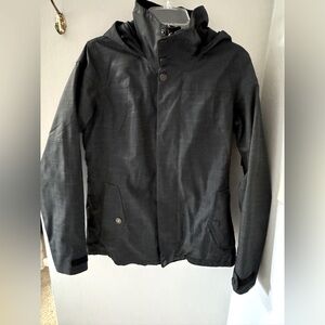 Burton navy jacket! Great for snow boarding or downhill skiing.